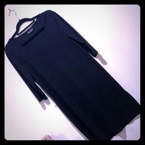 Black 3/4 sleeve dress